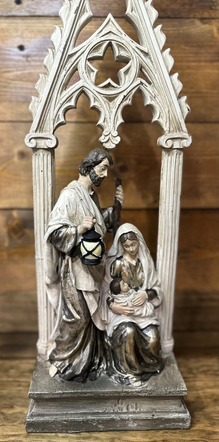 24" HOLY FAMILY WITH ARCH