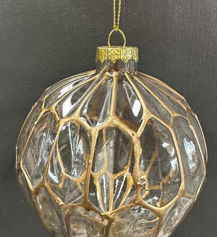 CLEAR GLASS WITH GOLD ORNAMENT